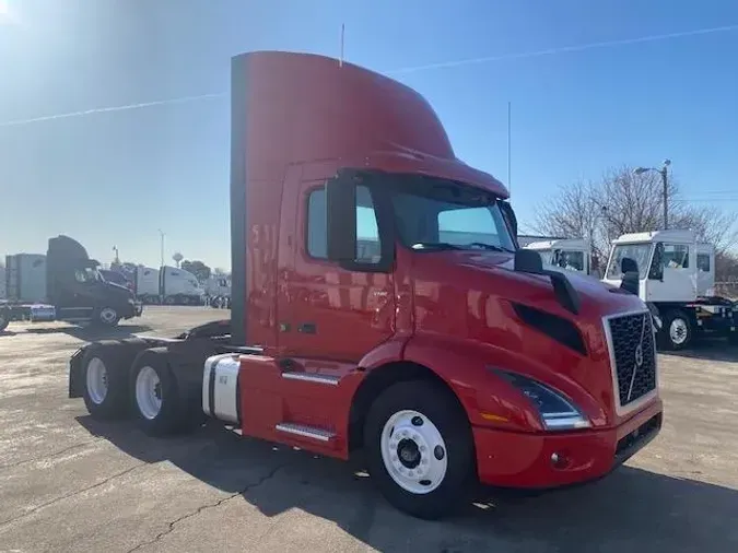 2020 Volvo VNR64T300