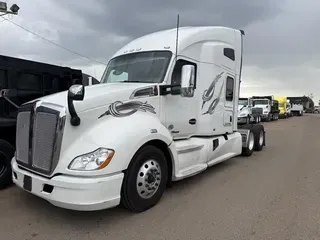 2021 KENWORTH T680
