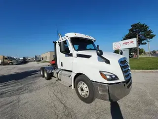 2020 FREIGHTLINER CA126