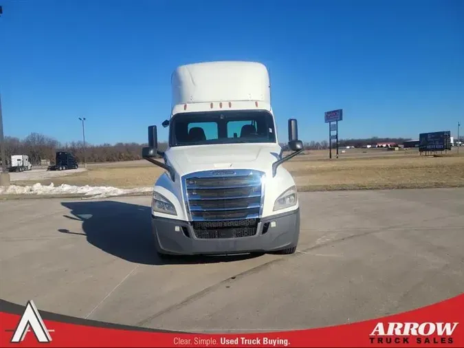 2020 FREIGHTLINER CASCADIA