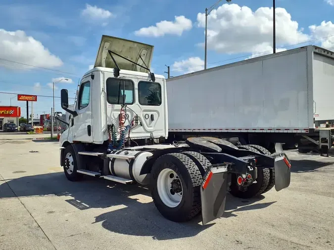 2020 FREIGHTLINER/MERCEDES NEW CASCADIA 1169cda1e1861304491685748a010f031a2