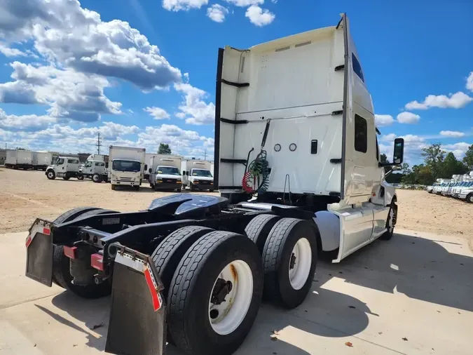 2020 NAVISTAR INTERNATIONAL LT625 SLPR CAB