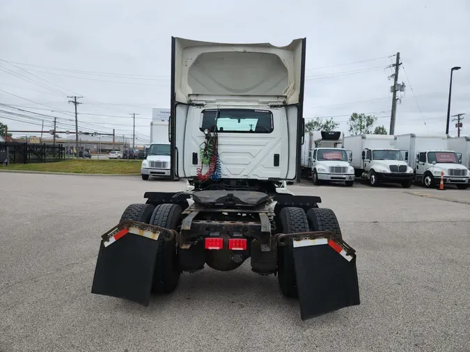 2016 NAVISTAR INTERNATIONAL PROSTAR (4X2)