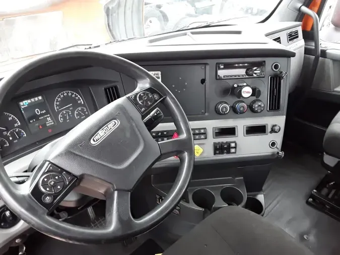 2019 FREIGHTLINER/MERCEDES NEW CASCADIA PX12664