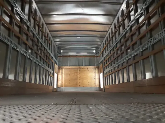 2019 FREIGHTLINER/MERCEDES M2 106