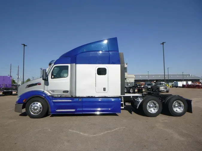 2022 Peterbilt 5799ce9d6db67ffc9eee6753083cb89c65c
