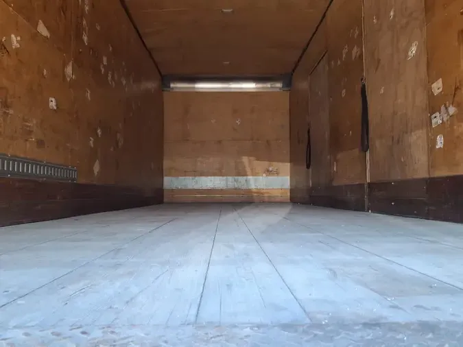 2018 FREIGHTLINER/MERCEDES M2 106