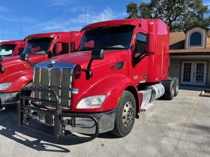 2022 Peterbilt 579