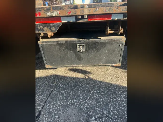 2019 FREIGHTLINER/MERCEDES M2 106