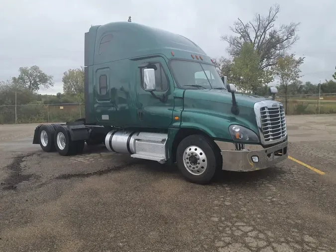 2019 FREIGHTLINER/MERCEDES CASCADIA 125