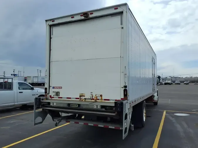 2019 FREIGHTLINER/MERCEDES M2 106