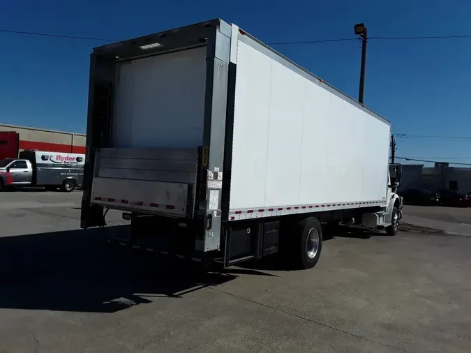 2018 FREIGHTLINER M2 106
