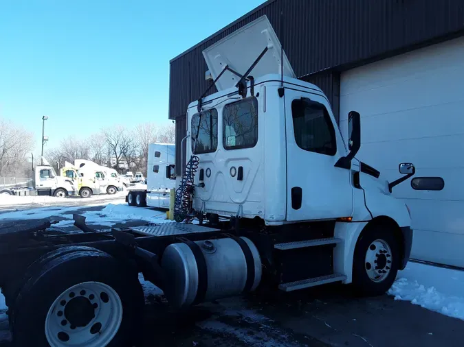 2018 FREIGHTLINER/MERCEDES NEW CASCADIA PX12664