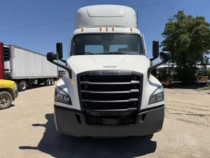 2022 FREIGHTLINER CASCADIA 1169d023cf4e0773afe9441ca3df3275c08