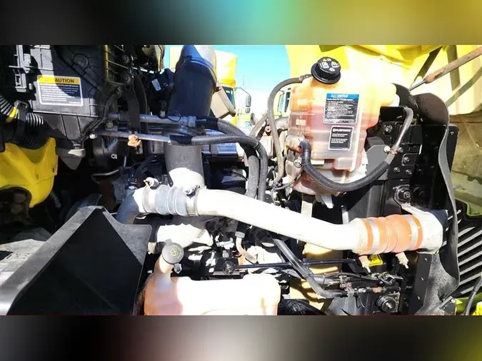 2019 INTERNATIONAL RH613