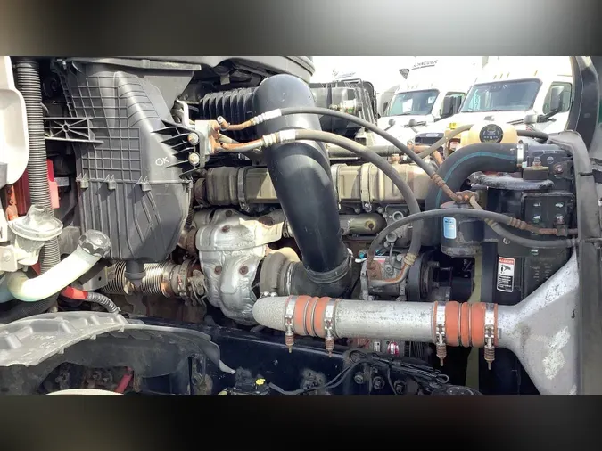 2019 Freightliner Cascadia 126