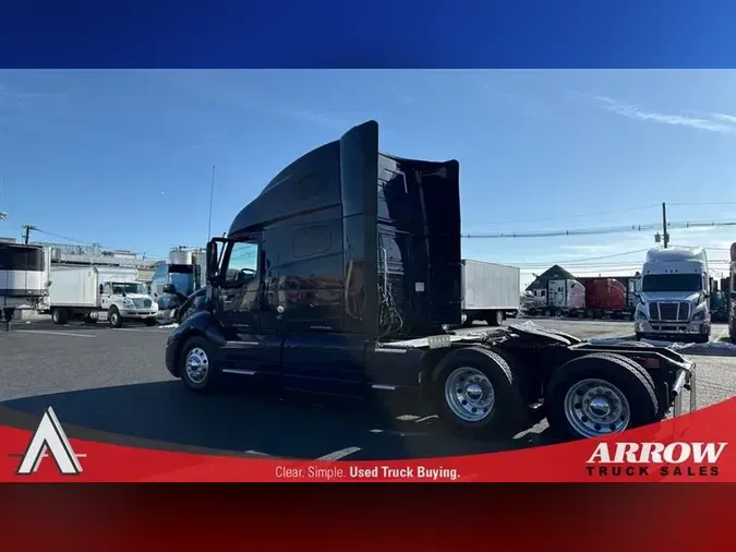 2022 VOLVO VNL760