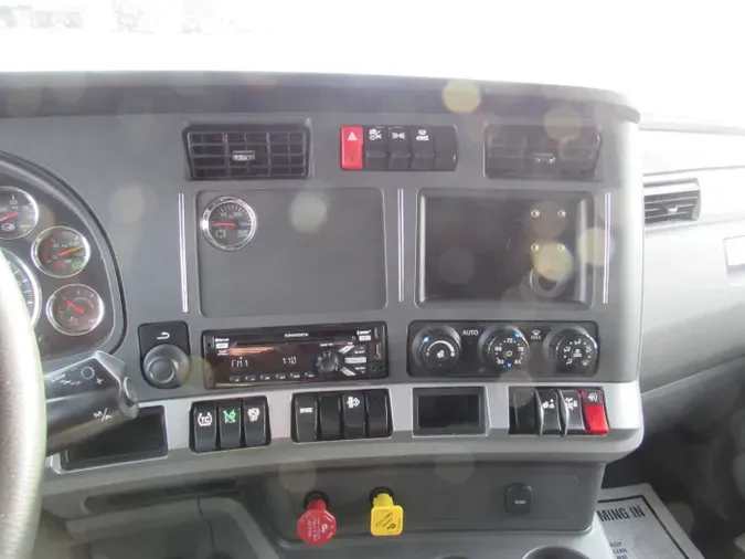 2021 Kenworth T6809d098fe74b1532c414063b2d220b6978