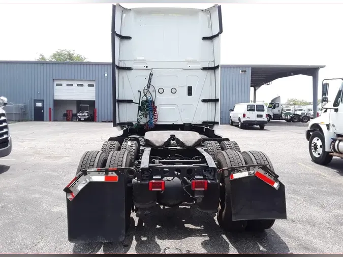 2020 NAVISTAR INTERNATIONAL LT625 SLPR CAB