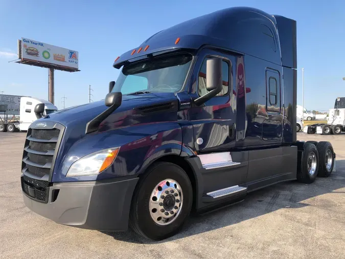 2019 FREIGHTLINER CASCADIA 126