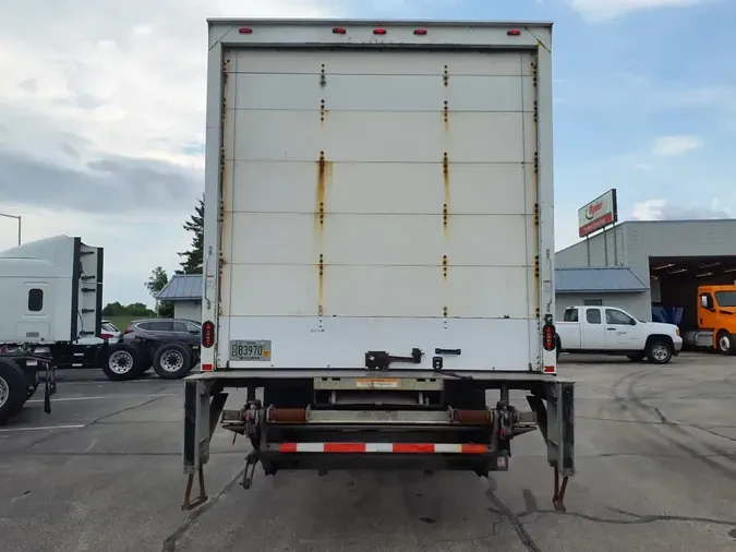 2019 FREIGHTLINER M2 106