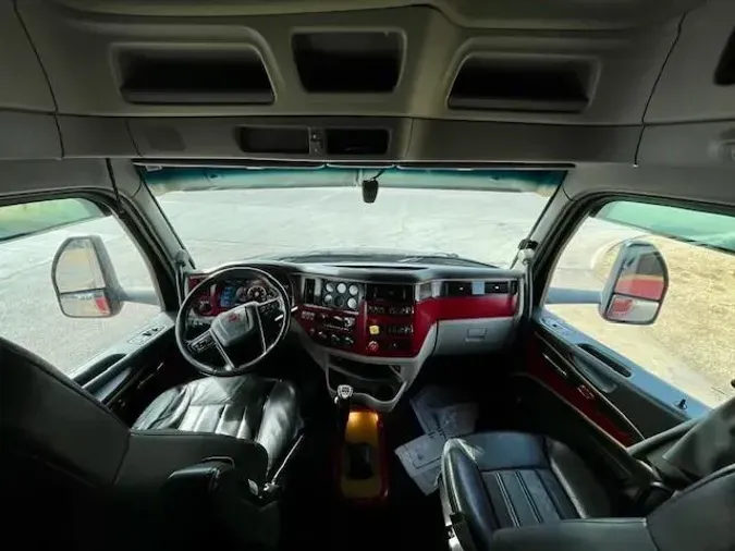 2022 Peterbilt 579