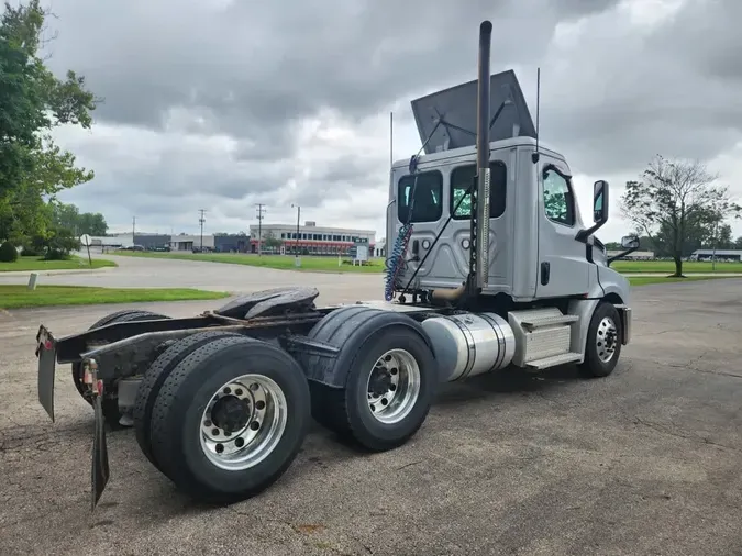 2020 FREIGHTLINER/MERCEDES NEW CASCADIA PX126649d1228cb50a5f45685f09478700fdec8