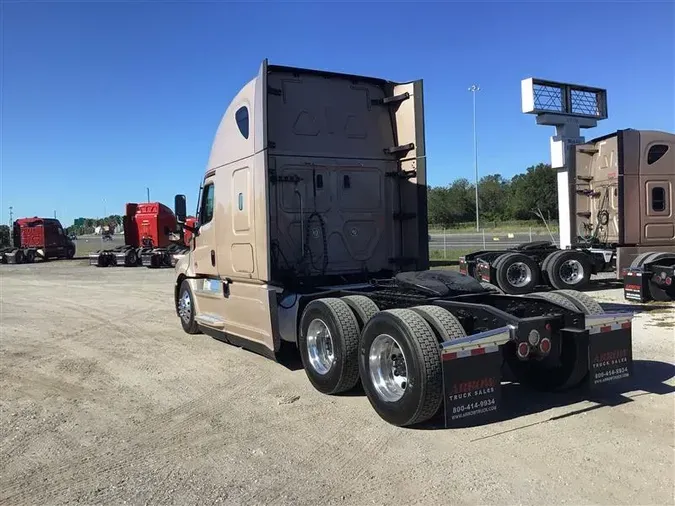 2021 FREIGHTLINER CA126