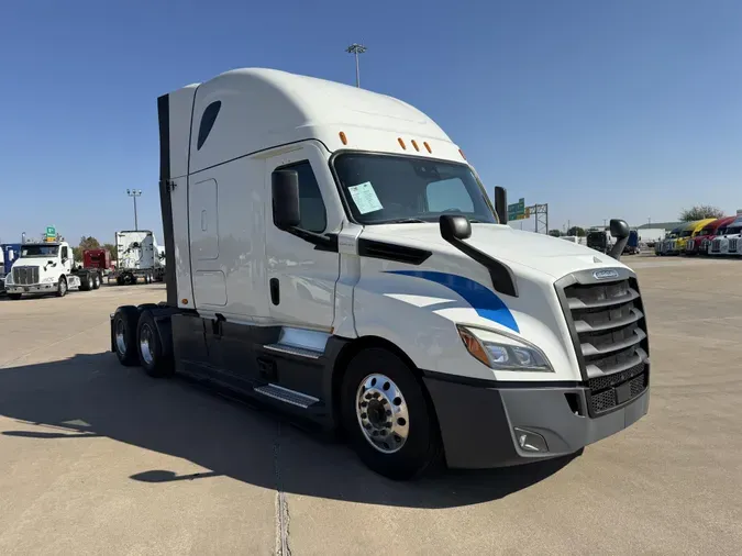 2022 Freightliner Cascadia