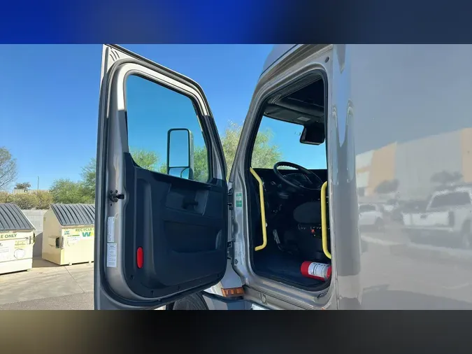 2024 Freightliner Cascadia 1269d13c3cf4ad06e7dd389e28960c0b67a