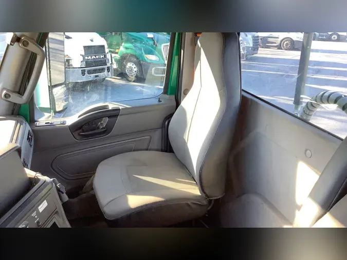 2020 International LT