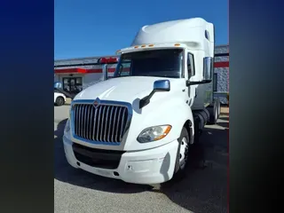 2019 NAVISTAR INTERNATIONAL LT625 SLPR CAB