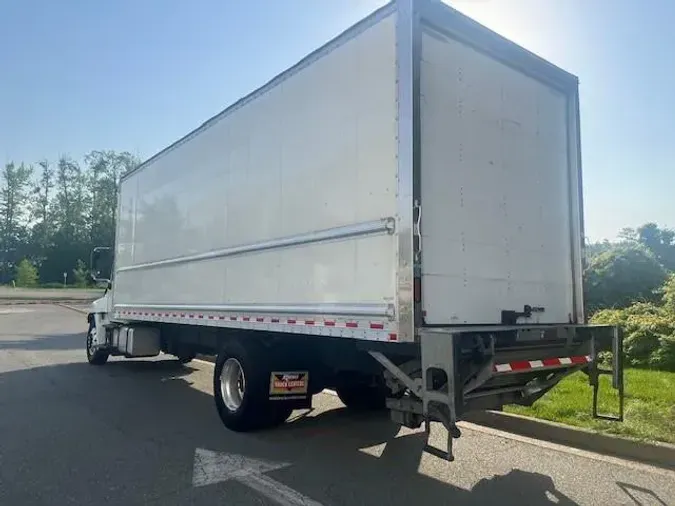 2020 Hino 268A