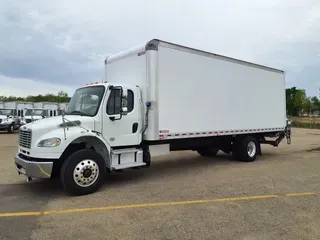 2018 FREIGHTLINER M2 106
