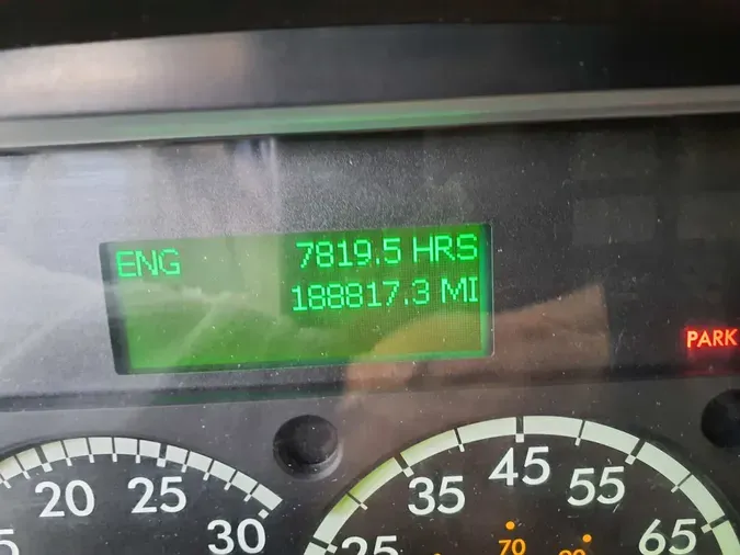 2016 FREIGHTLINER/MERCEDES M2 1069d1c7b236ddf0fb1215d85ac02e3f459