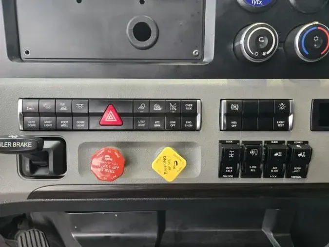 2021 Freightliner Cascadia