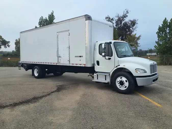 2018 FREIGHTLINER/MERCEDES M2 106