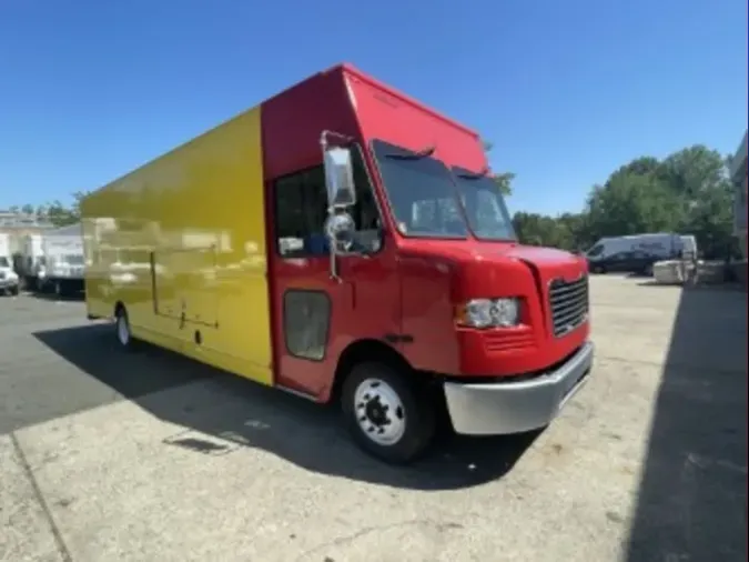 2017 FRTLR CUSTOM CHASSIS CORP MT55