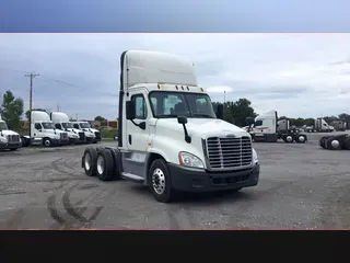 2019 Freightliner Cascadia 125
