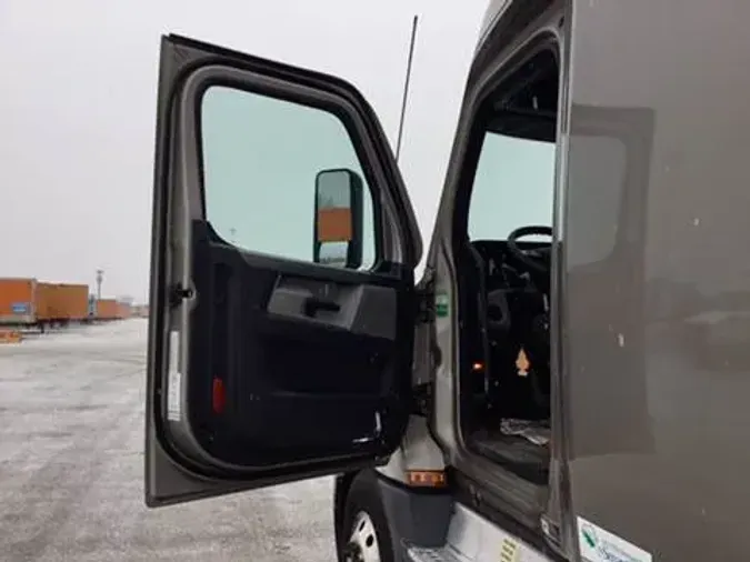 2021 Freightliner Cascadia