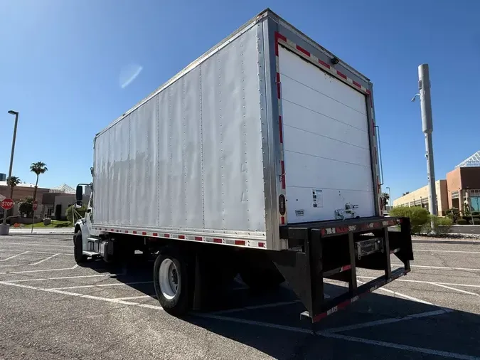 2019 FREIGHTLINER/MERCEDES M2 106