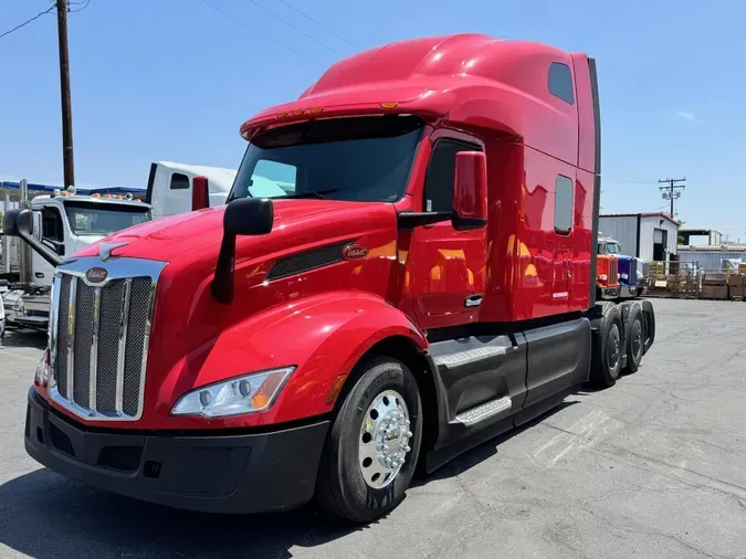 2023 Peterbilt 5799d35dabce5a414e3909336bce361521d