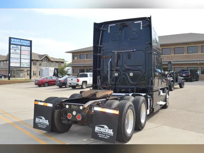 2014 FREIGHTLINER CASCADIA EVOLUTION