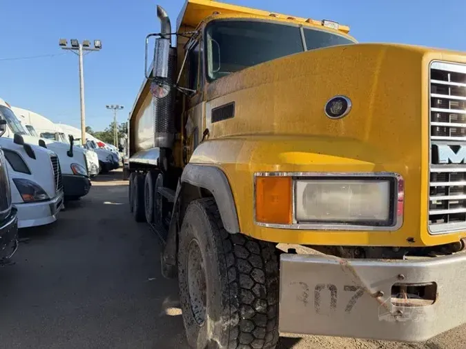 1995 MACK CL7139d365314f7a864dd65d74d0bb34ce1b2