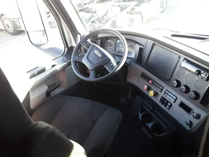 2021 FREIGHTLINER/MERCEDES NEW CASCADIA PX12664