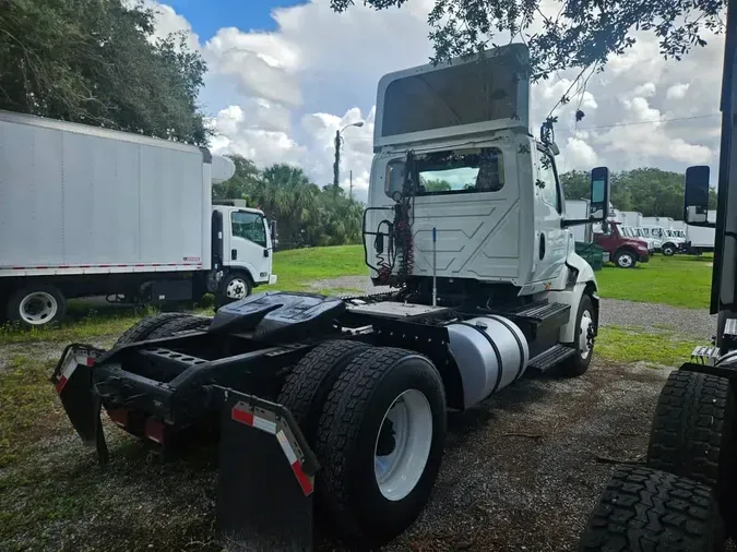2020 NAVISTAR INTERNATIONAL RH613 DAYCAB S/A