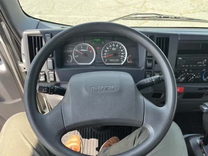 2022 Isuzu NPR-XD9d3d9b5bc25a29d49c3edcaf7c8cb1aa