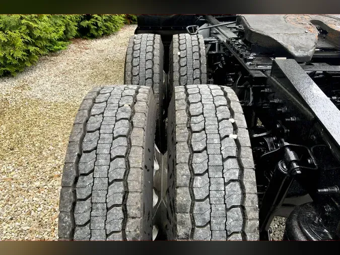 2022 INT LT625 6x4