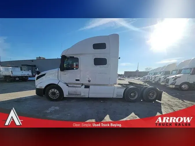 2021 VOLVO VNL64T760