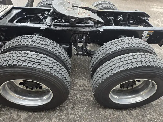 2021 Kenworth T680
